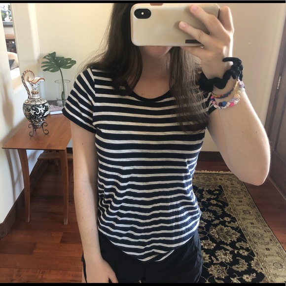 Everlane Tops - Everlane T-Shirt